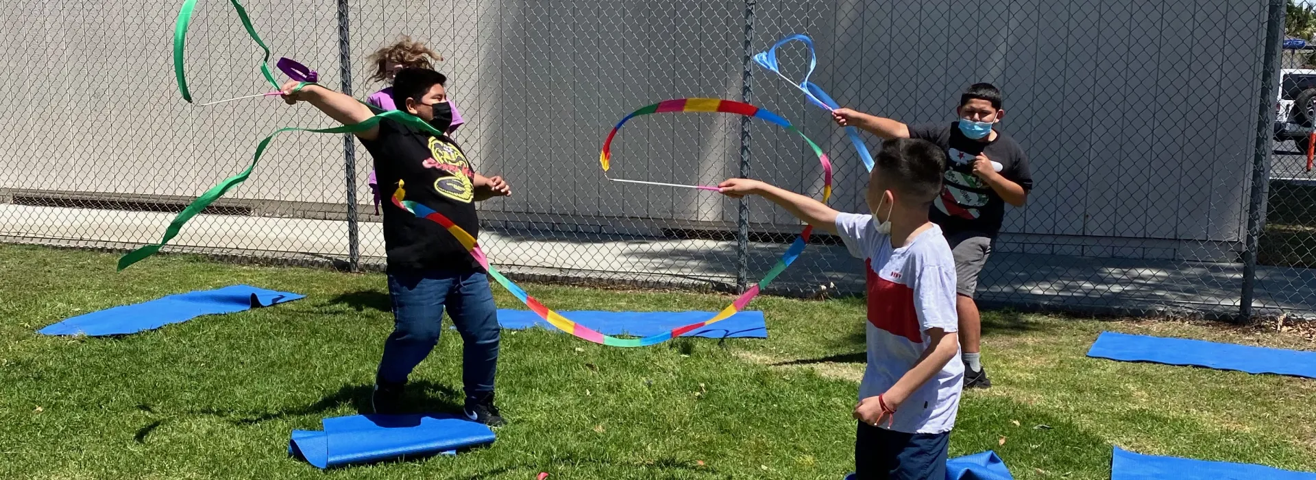 niemes students playing outdoors