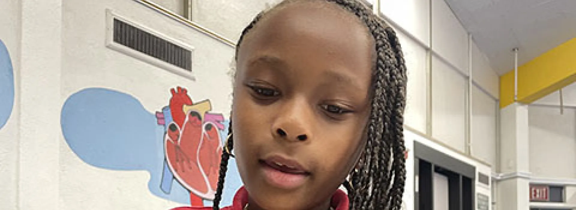 Aloha student reading a book